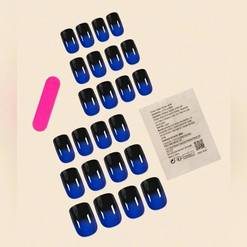 Blue/black press-on nails‎ NWT